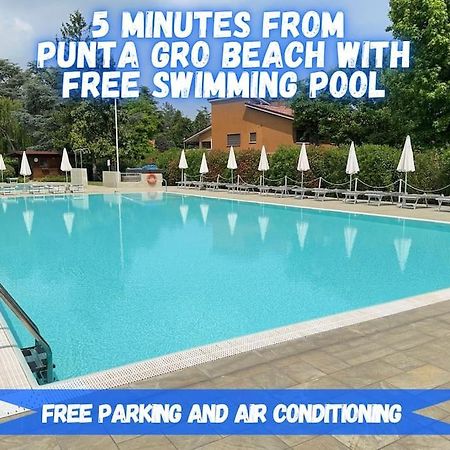 5' From Punta Gro Beach With Free Swimming Pool Сирмионе Екстериор снимка